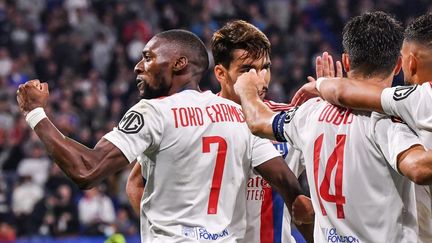 Toko Ekambi a inscrit un doublé lors de la rencontre&nbsp;Lyon-Brondby, le 30 septembre 2021, au Groupama Stadium. (PHILIPPE DESMAZES / AFP)