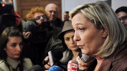 Marine Le Pen estime que le comportement du PS est "critiquable". (AFP - PHILIPPE HUGUEN)