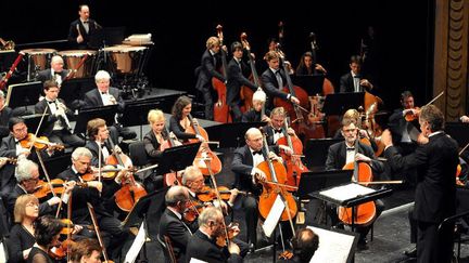 L'Orchestre national de Lille dirigé par Jean-Claude Casadesus
 (PHILIPPE HUGUEN / AFP )