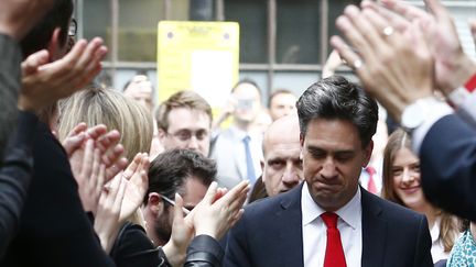 Ed Miliband, le chef du parti travailliste britannique, battu aux &eacute;lections l&eacute;gislatives, le 8 mai 2015. (JUSTIN TALLIS / AFP)