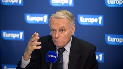 Le Premier ministre, Jean-Marc Ayrault, le 16 octobre 2012 &agrave; Paris, lors d'une interview sur Europe 1. (MARTIN BUREAU / AFP)