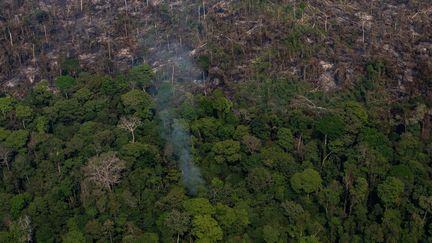 Les forêts d'Amazonie décimées par des incendies, le 25 août 2019 à Porto Velho, au Brésil. (VICTOR MORIYAMA / GETTY IMAGES SOUTH AMERICA)