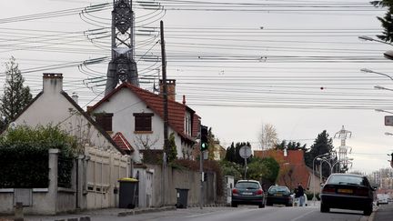 Une rue de Champlan (Essonne), le 12 novembre 2008. (MAXPPP)