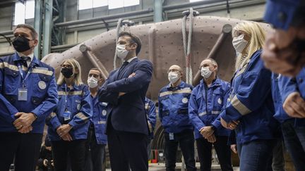 Emmanuel Macron, le 10 février 2022, à Belfort. (JEAN-FRANCOIS BADIAS / POOL)