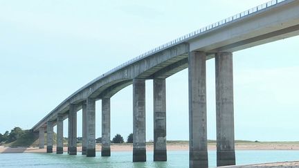 Le pont de Noirmoutier a été construit il y a cinquante ans, synonyme d'une plus grande liberté pour les habitants de l'île.&nbsp; (CAPTURE D'ÉCRAN FRANCE 3)