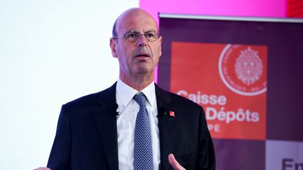 Eric Lombard, directeur général de la Caisse des Dépots, à Paris, le 11 avril 2019. (ERIC PIERMONT / AFP)