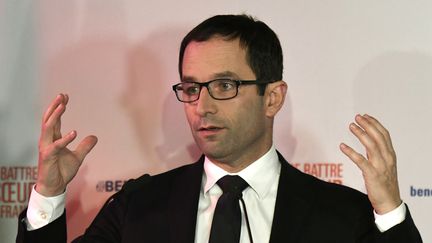 Benoît Hamon qualifié pour le second tour de la primaire de la gauche, &nbsp;le 22 janvier 2017 à Paris. (BERTRAND GUAY / AFP)