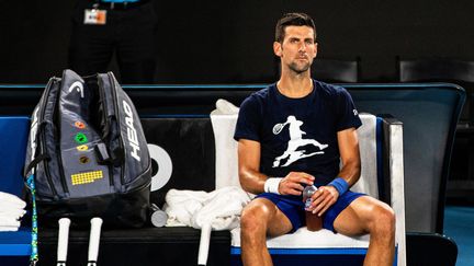 Le Serbe Novak Djokovic lors d'un de ses rares entraînements à Melbourne avant l'Open d'Australie, le 14 janvier 2022. (MAXPPP)