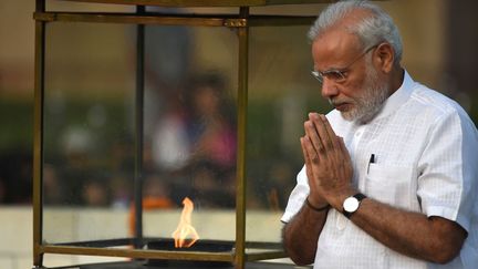 Le Premier ministre indien Narendra Modi célèbre le 147e anniversaire du Mahatma Ghandi et annonce la ratification de l'accord de Paris sur le climat, le 2 octobre 2016. (afp/Prakash Singh)