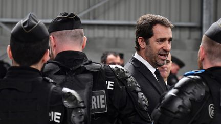 Le ministre de l'Intérieur, Christophe Castaner, lors du&nbsp;cinquantième anniversaire du Centre national d'entraînement des forces de gendarmerie, à Saint-Astier (Dordogne), le 15 mars 2019. (GEORGES GOBET / AFP)