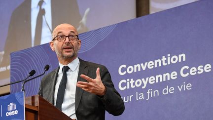 La convention citoyenne sur la fin de vie, lancée par le président du Conseil économique, social et environnemental le 9 décembre 2022 à Paris (ALAIN JOCARD / POOL / AFP POOL)