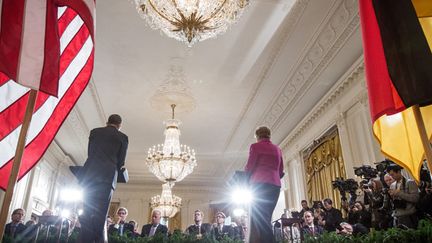 &nbsp; (Barack Obama et Angela Merkel à la Maison Blanche à l'issue de leur rencontre © Maxppp)