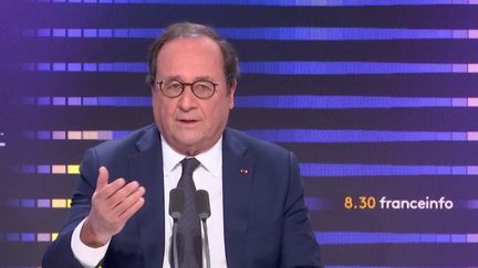 François Hollande, ancien président de la République, invité du 8h30 franceinfo, mardi 14 mars 2023. (franceinfo)