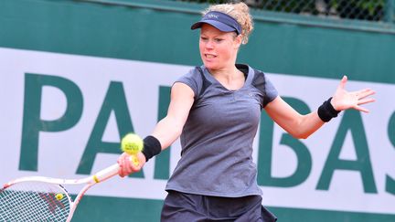 Cinquante&nbsp;nuances de gris pour&nbsp;Laura Siegemund. L'Allemande a perdu contre la Canadienne Eugénie Bouchard, le 24 mai 2016. (EMINE URER / ANADOLU AGENCY / AFP)