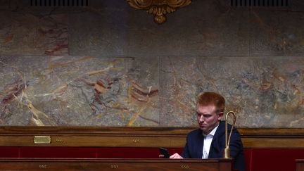 Adrien Quatennens à l'Assemblée nationale, le 11 avril 2023. (THOMAS SAMSON / AFP)