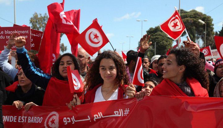 Tunis (Tunisie), le 29 mars 2015. Manifestation après la fusillade islamiste contre le musée du Bardo. (Nacer Talel / Anadolu Agency)