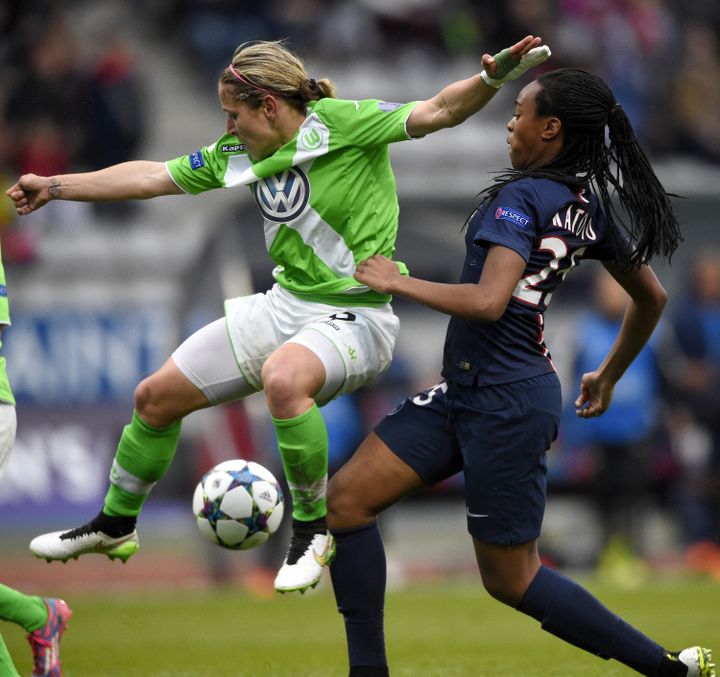 Marie-Antoinette Katoto takes her first steps with the professionals in the semi-finals of the Champions League against Wolfsburg, April 26, 2015. (FRANCK FIFE / AFP)