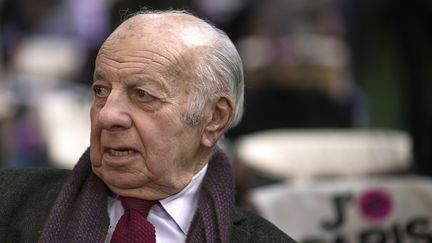 Claude Estier lors d'un meeting d'Anne Hidalgo pour les élections municipales à Paris, le 27 mars 2014. (JOEL SAGET / AFP)