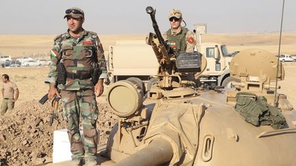 &nbsp; (Les peshmergas kurdes vont recevoir des armes françaises@ REUTERS)