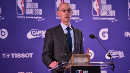 Le patron de la NBA Adam Silver, le 17 janvier 2019 à Londres (Royaume-Uni). (GLYN KIRK / AFP)