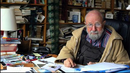  (Michel Butor dans son atelier à Lucinges en Haute-Savoie © Maxppp)