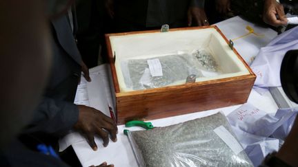 Le 9 septembre 2017, les autorités tanzaniennes confisquent près de 30 millions de dollars de diamants en partance pour Anvers. (Reuters)