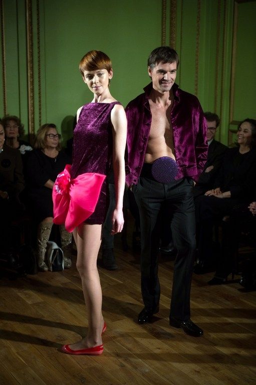 Cardin haute couture Maxim's la nuit, le 26 novembre 2013 à Paris..
 (Martin Bureau /AFP)