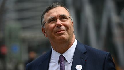 Le PDG de TotalEnergies, Patrick Pouyanné, à La Défense, près de Paris, le 28 mai 2021. (CHRISTOPHE ARCHAMBAULT / AFP)