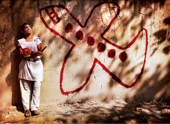 Kalyani, 14 ans : être hôtesse de l'air. Elle vit dans un bidonville de Delhi. (Géo Chris de Bode)