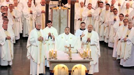 Des évêques sont réunis à Lourdes depuis le vendredi 4 novembre pour prier pour les victimes d'abus sexuels dans l'Église de France.&nbsp; (LAURENT DARD / AFP)