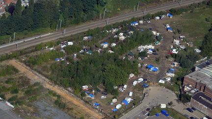 Le camp rom de Croix (Nord), photographi&eacute; le 27 septembre 2013. (MAXPPP)