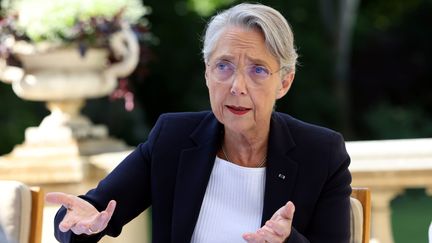 Elisabeth Borne restera à Matignon, annonce l'Élysée lundi 17 juillet. (JEAN-BAPTISTE QUENTIN / MAXPPP)