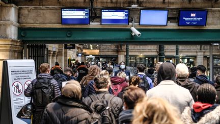 L'origine de l'incident provient de personnes sur les voies, vers 20 heures, entre Garges et Pierrefitte. Photo d'illustration. (SADAK SOUICI / MAXPPP)