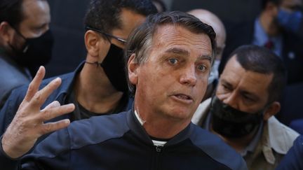 Le président brésilien Jair Bolsonaro à sa sortie de l'hôpital à Sao Paulo (Brésil), le 18 juillet 2021. (NELSON ANTOINE / AP)