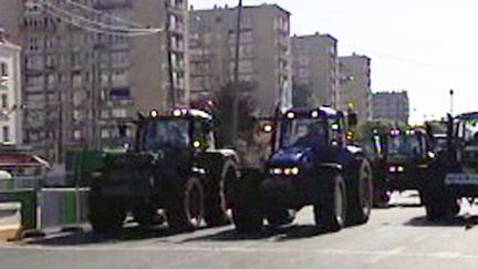 Manifestation des agriculteurs à Paris (27/04/2010) (France 3)