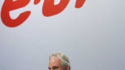 Le PDG d'EON, le producteur d'électricité allemand, J. Teyssen,  en 2010 (AFP/PATRIK STOLLARZ)