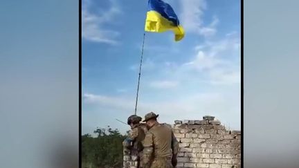 Guerre en Ukraine : comment l'armée ukrainienne mène-t-elle sa contre-offensive ?