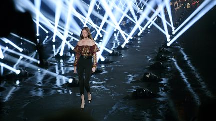 Défilé Saint Laurent printemps-été 2020 le 24 septembre 2019 à Paris&nbsp; (CHRISTOPHE ARCHAMBAULT / AFP)