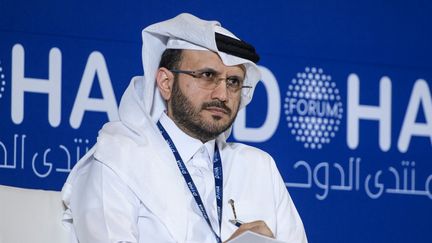 Le porte-parole du ministère des Affaires étrangères du Qatar, Majed al-Ansari, à Doha (Qatar), le 11 décembre 2023. (NOUSHAD THEKKAYIL / NURPHOTO / AFP)