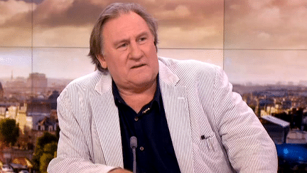 Gérard Depardieu sur le plateau du 20 heures
 (France2/culturebox)