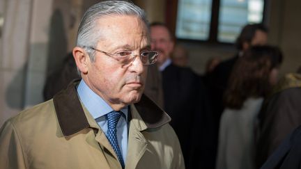 Le marchand d'art Guy Wildenstein arrive pour son procès, au tribunal de Paris, le 4 janvier 2016.  (FRANCOIS LAFITE/WOSTOK PRESS / MAXPPP)