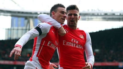 Laurent Koscielny et Olivier Giroud portant les couleurs d'Arsenal, ici en janvier 2015. (KIERAN MCMANUS/BPI/REX/REX/SIPA / REX)