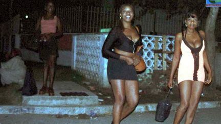 Des prostituées nigérianes dans la ville de Bénin City. C'est la capitale nigériane du trafic d'êtres humains. (Photo AFP/Pius Utomi Ekpei)