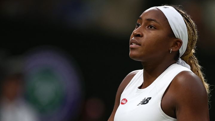 La joueuse de tennis américaine Coco Gauff lors du tournoi de Wimbledon, à Londres (Royaume-Uni), le 7 juillet 2024. (HENRY NICHOLLS / AFP)