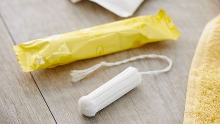 Un tampon est sorti de son emballage sur cette illustration datée du 2 juillet 2015. (BSIP / UNIVERSAL IMAGES GROUP EDITORIAL / GETTY IMAGES)