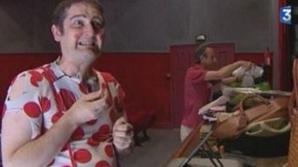 Les clowns se retrouvent à Lezay pour leur conseil mondial
 (Culturebox)