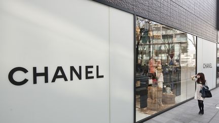 Une boutique Chanel au Japon, le 4 novembre 2011. (LUDOVIC MAISANT / HEMIS.FR / AFP)