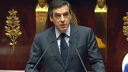 François Fillon lors de son discours de politique générale à l'Assemblée (24-11-2010) (France 2)