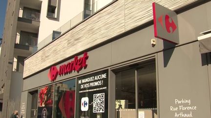 Santé : Carrefour autorise 12 jours d'absence par an à ses salariées atteintes d'endométriose