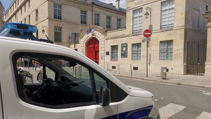 Le lycée Charlemagne, à Paris, le 21 juin 2022. (THIBAULT DELMARLE / RADIO FRANCE)